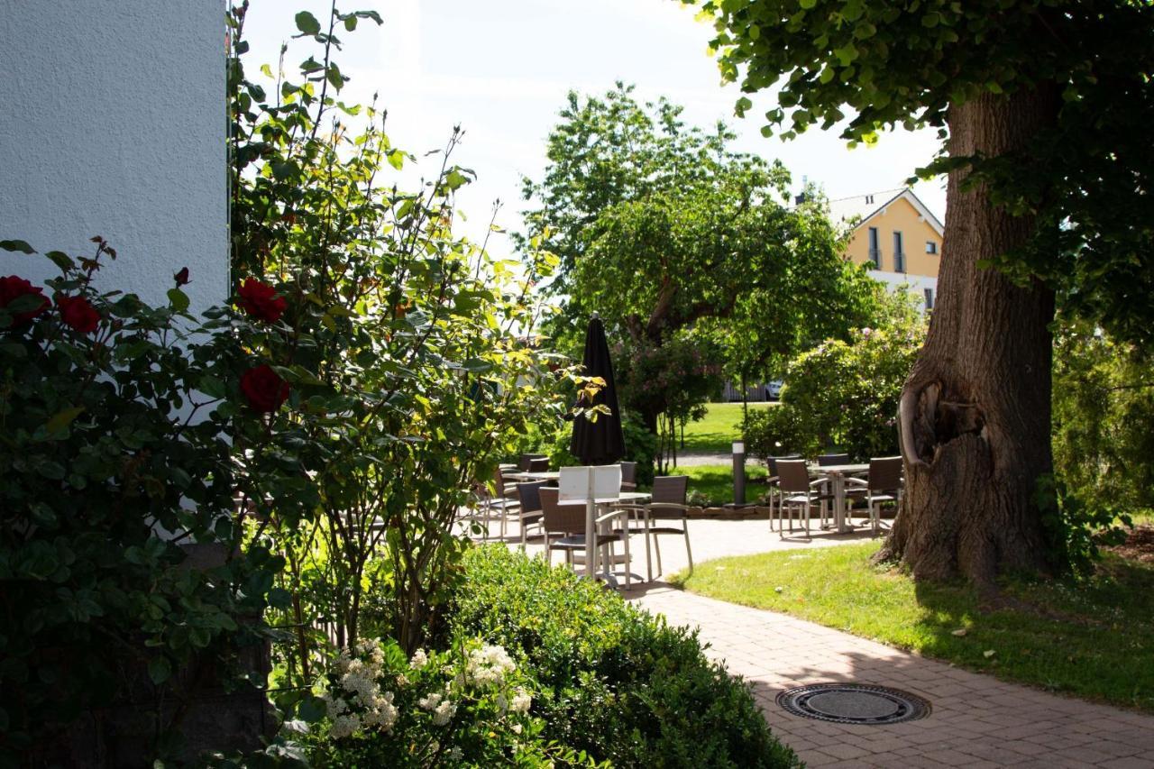 2T Hotel Artgenossen Lindlar Exterior foto